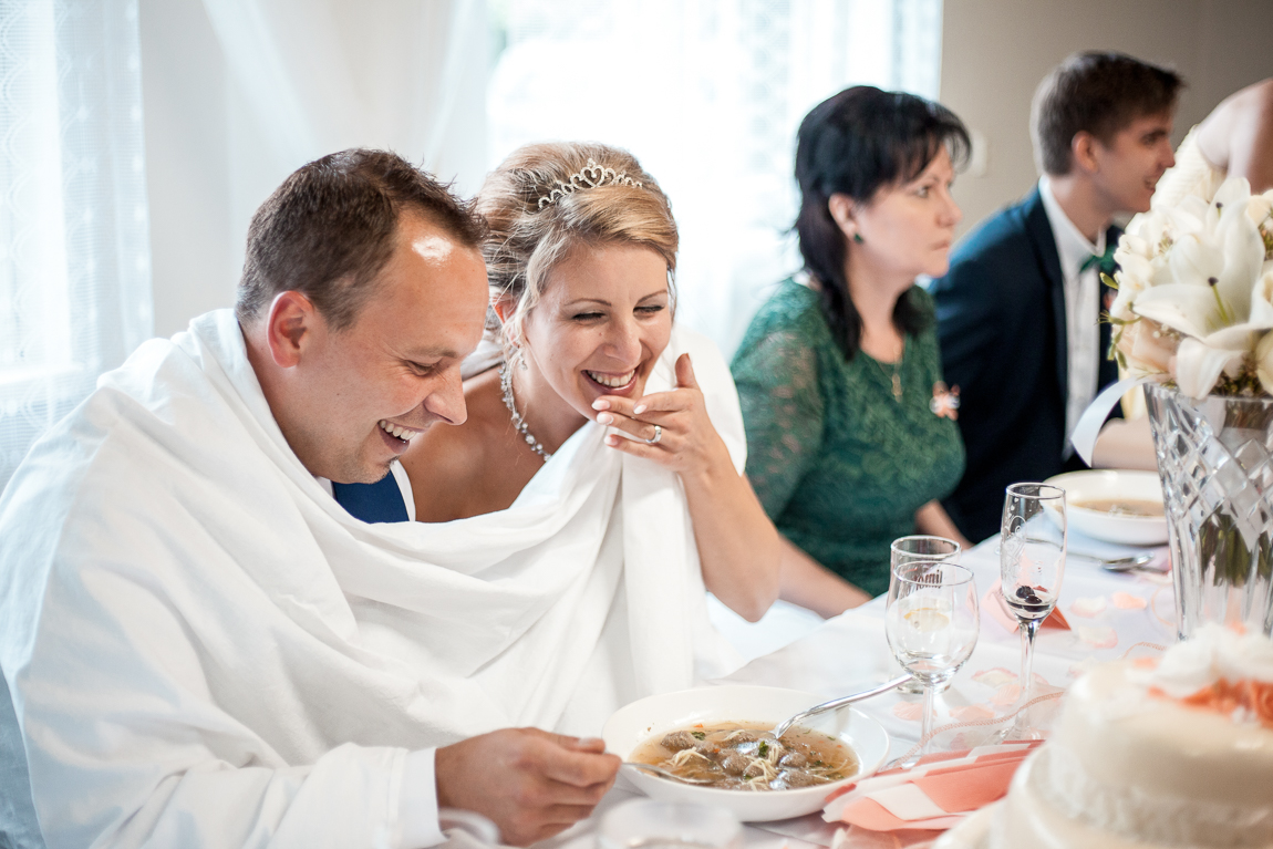 Novomanželský oběd – Svatební fotografie