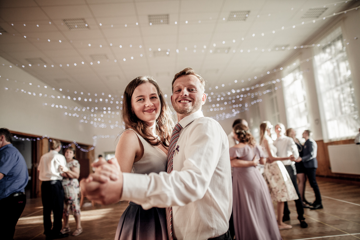 Tanec na party - Svatební fotografie