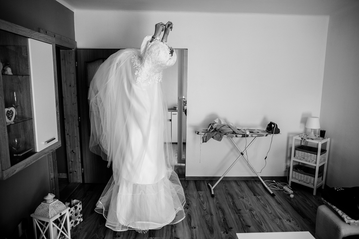 Přípravy nevěsty - Svatební fotografie